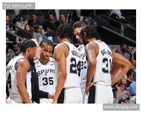 马刺与灰熊激战四月二十八日NBA季后赛精彩对决即将上演